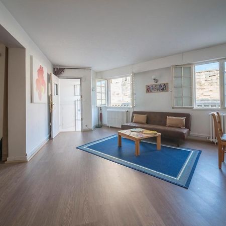 Appartement De Charme - Vue Sur Remparts - Wifi Gratuit - Parking Payant A Proximite Avignon Eksteriør bilde