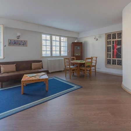 Appartement De Charme - Vue Sur Remparts - Wifi Gratuit - Parking Payant A Proximite Avignon Eksteriør bilde