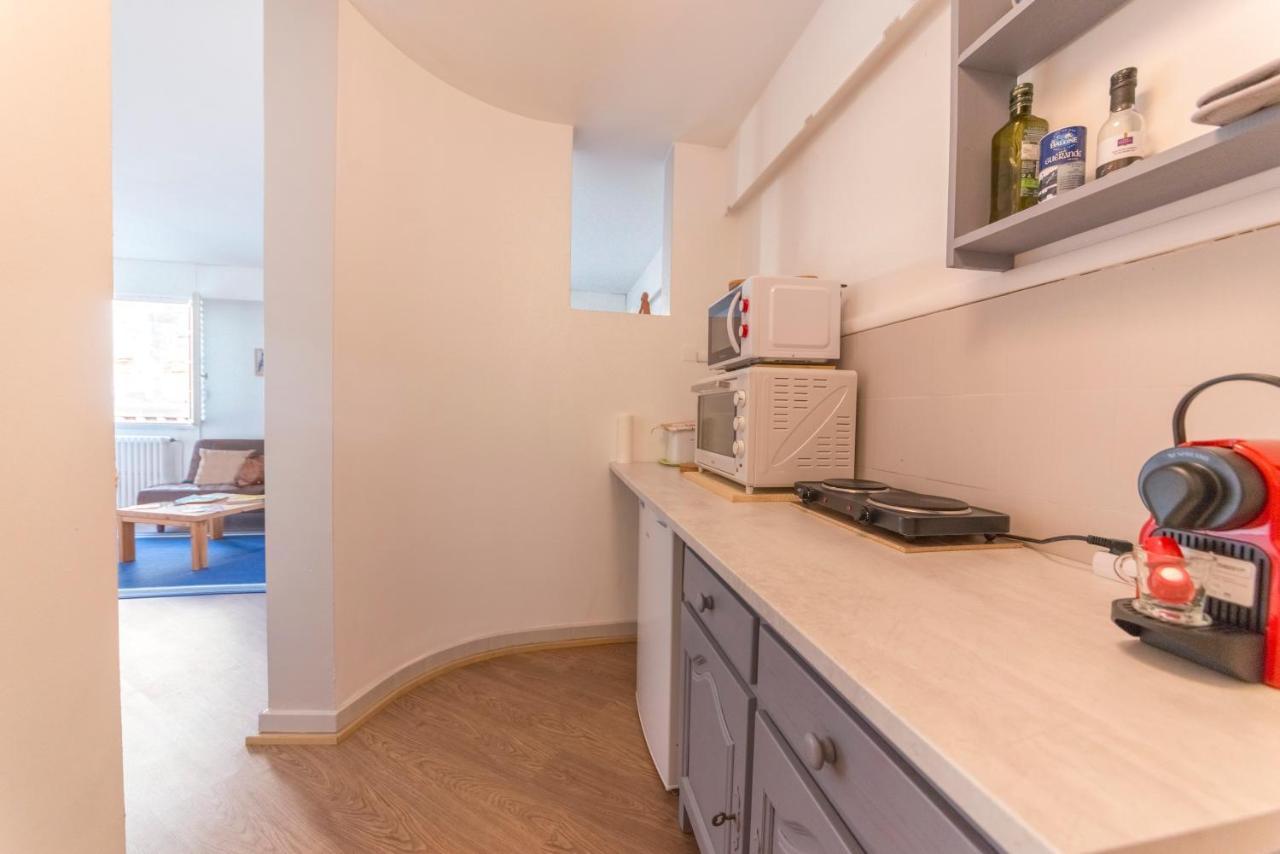 Appartement De Charme - Vue Sur Remparts - Wifi Gratuit - Parking Payant A Proximite Avignon Eksteriør bilde
