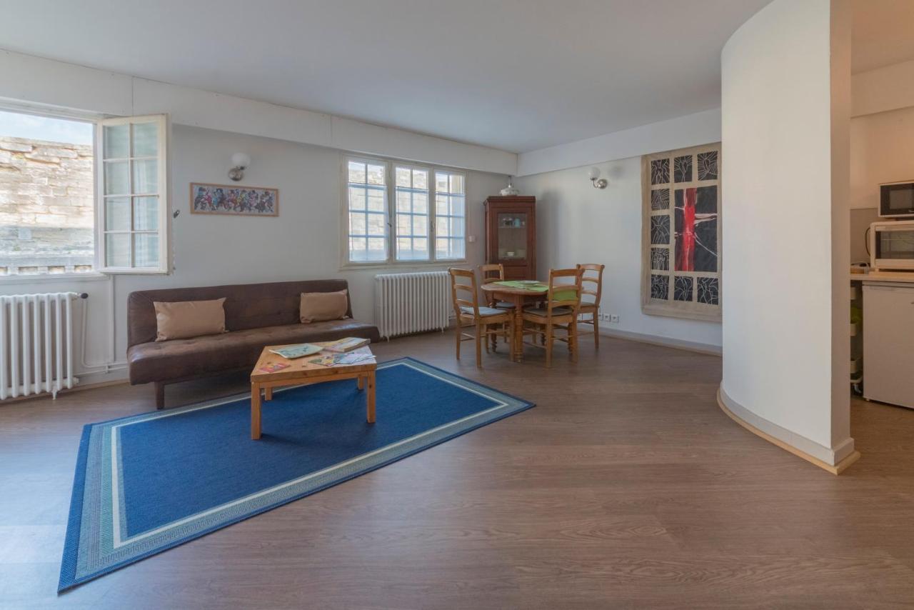 Appartement De Charme - Vue Sur Remparts - Wifi Gratuit - Parking Payant A Proximite Avignon Eksteriør bilde