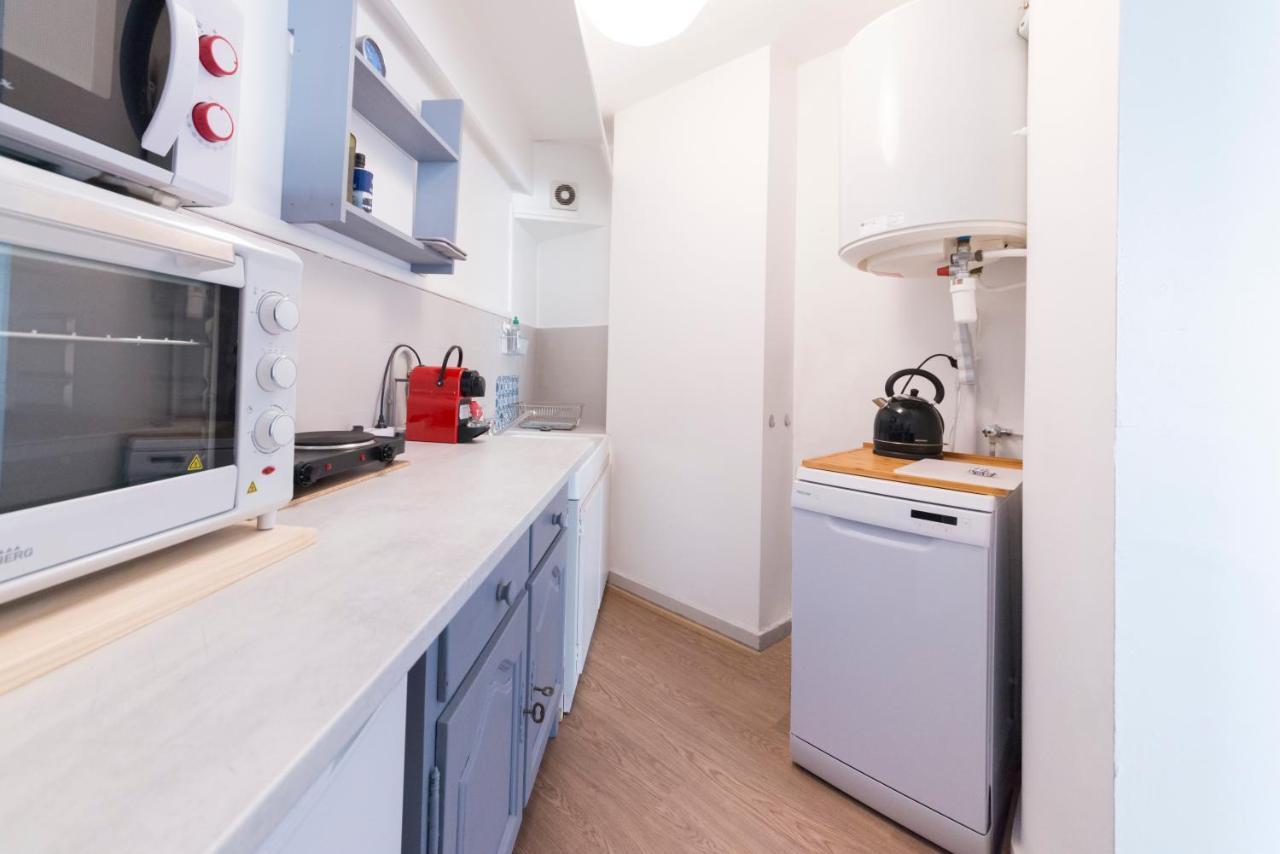 Appartement De Charme - Vue Sur Remparts - Wifi Gratuit - Parking Payant A Proximite Avignon Eksteriør bilde